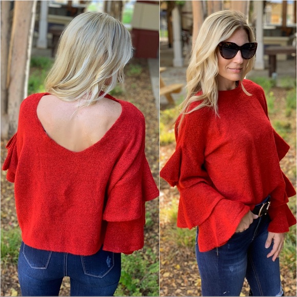 ✨LAST ONE✨Red tiered sleeve soft knit top - Picture 5 of 5